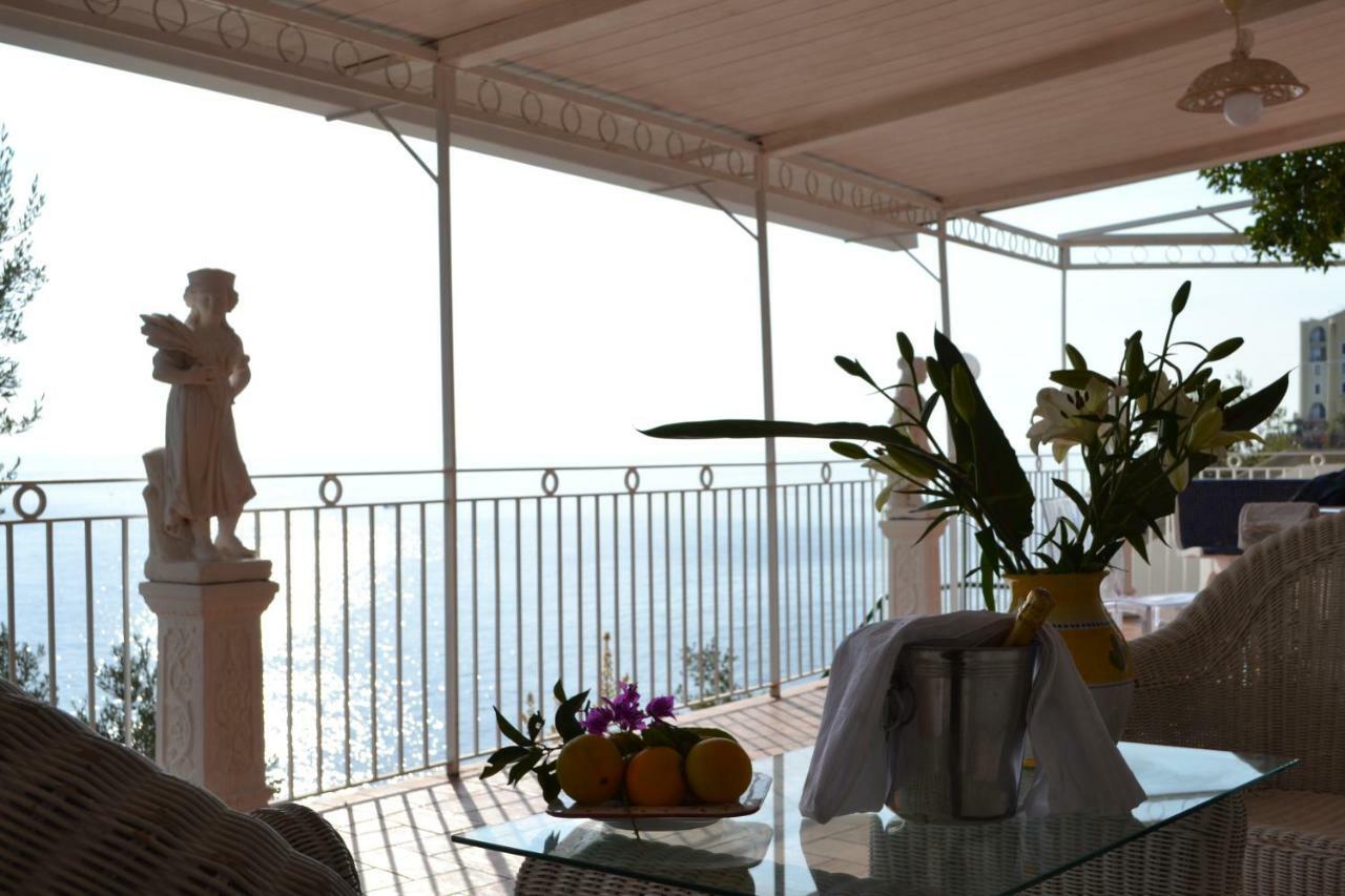Villa Petit Ludovica Ravello Exteriör bild