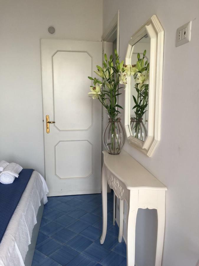 Villa Petit Ludovica Ravello Exteriör bild